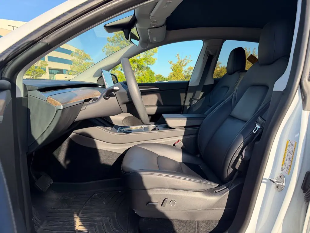 2023 Tesla Model Y - $27,297