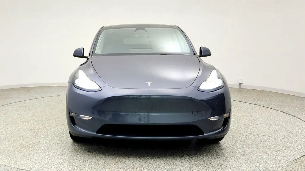 2023 Tesla Model Y Base