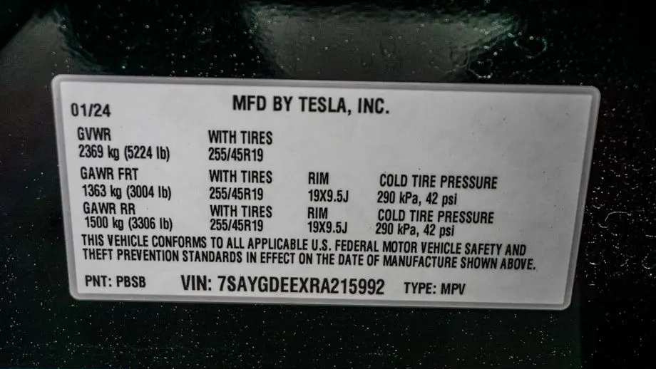 2024 Tesla Model Y Long Range