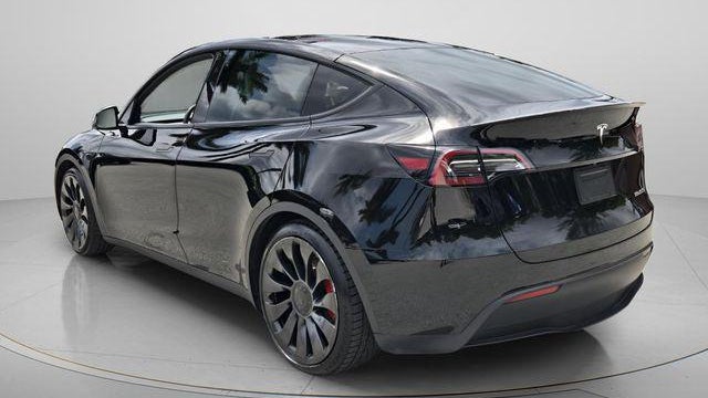 2023 Tesla Model Y Performance