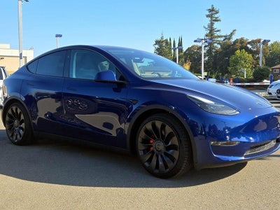 Photo of a 2023 Tesla Model Y AWD Performance 4DR Crossover for sale