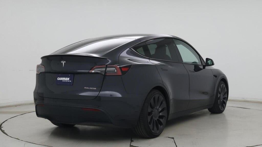 2024 Tesla Model Y Performance