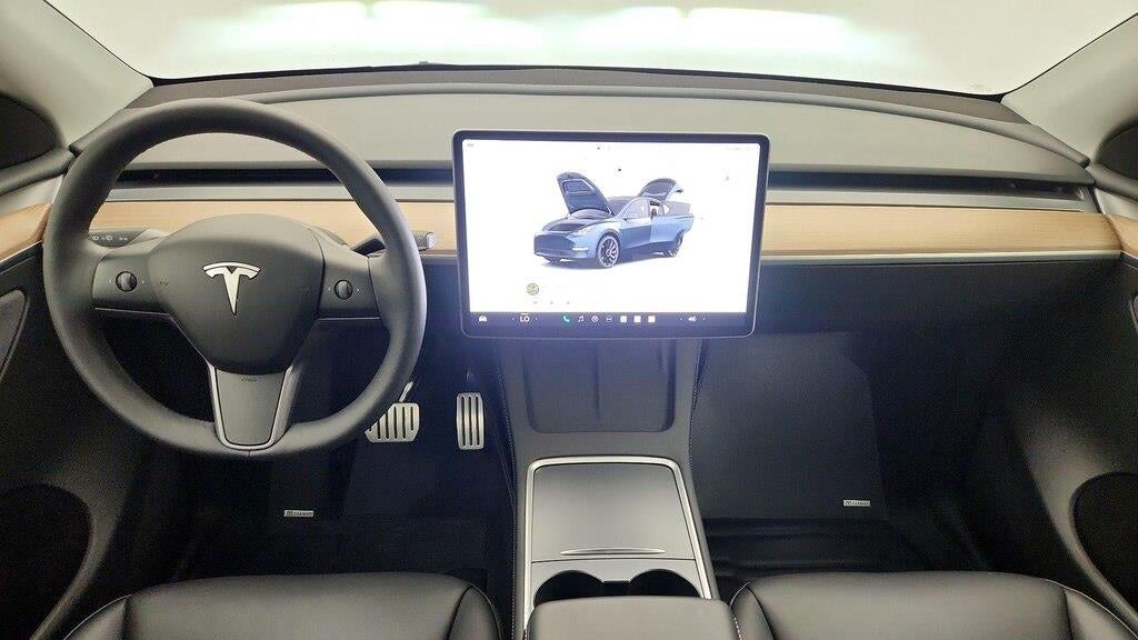 2024 Tesla Model Y Performance