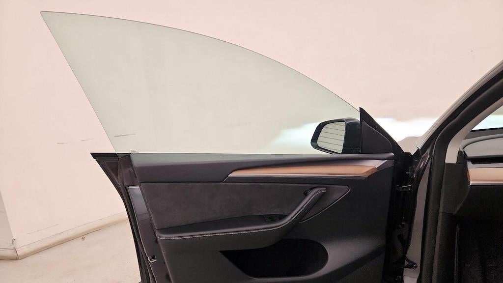 2024 Tesla Model Y Performance