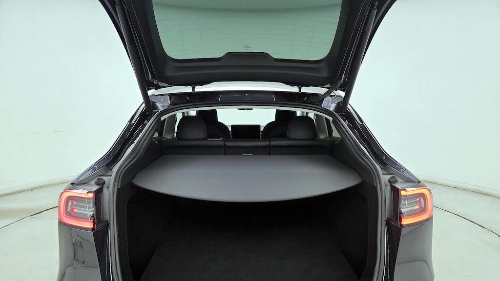 2024 Tesla Model Y Performance