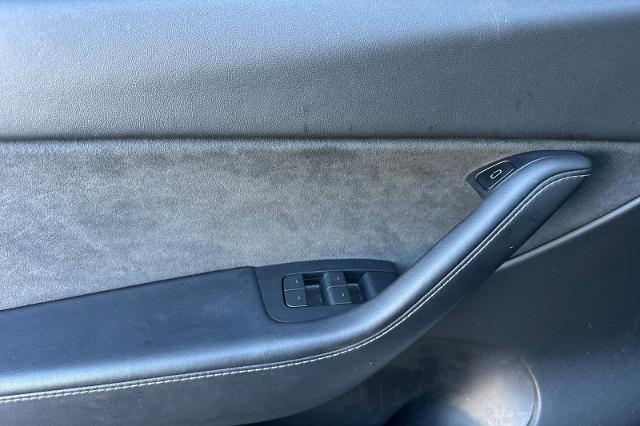 2022 Tesla Model Y - $33,805