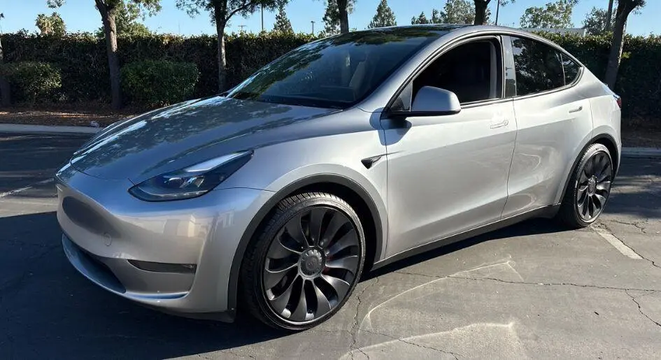 2024 Tesla Model Y