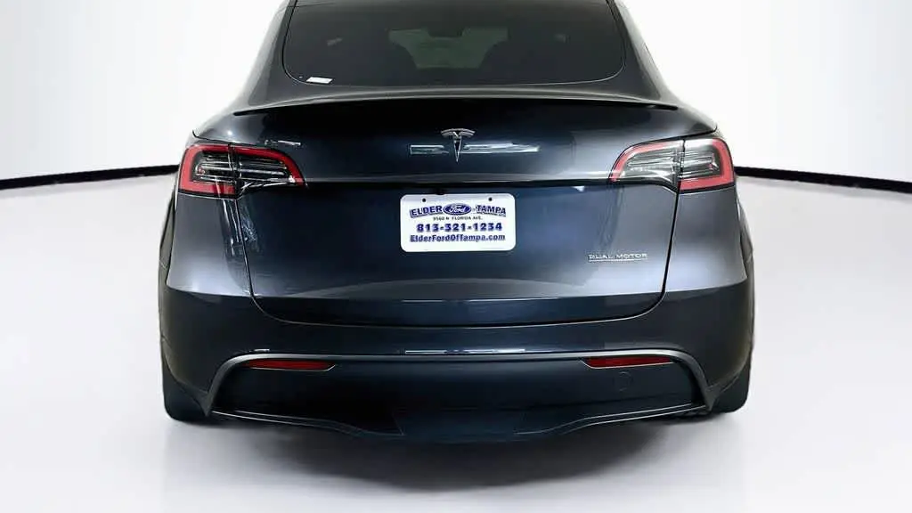 2025 Tesla Model Y Performance