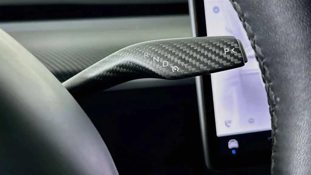 2025 Tesla Model Y Performance