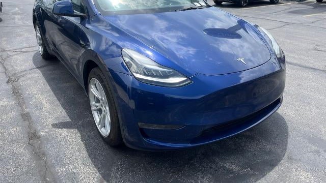 2023 Tesla Model Y Long Range