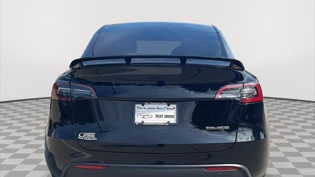 2025 Tesla Model Y Performance