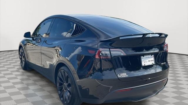 2025 Tesla Model Y Performance