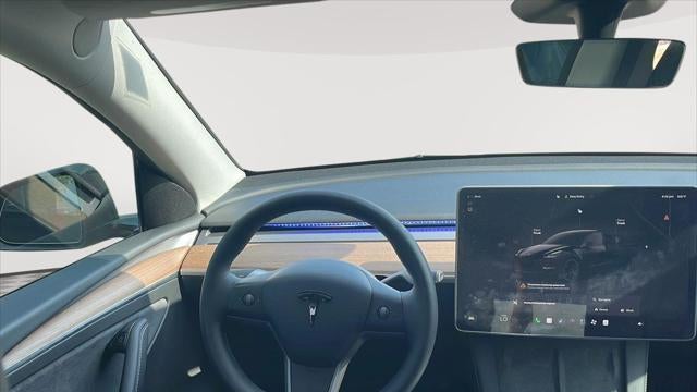 2025 Tesla Model Y Performance