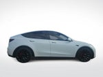 2022 Model Y Thumbnail 9