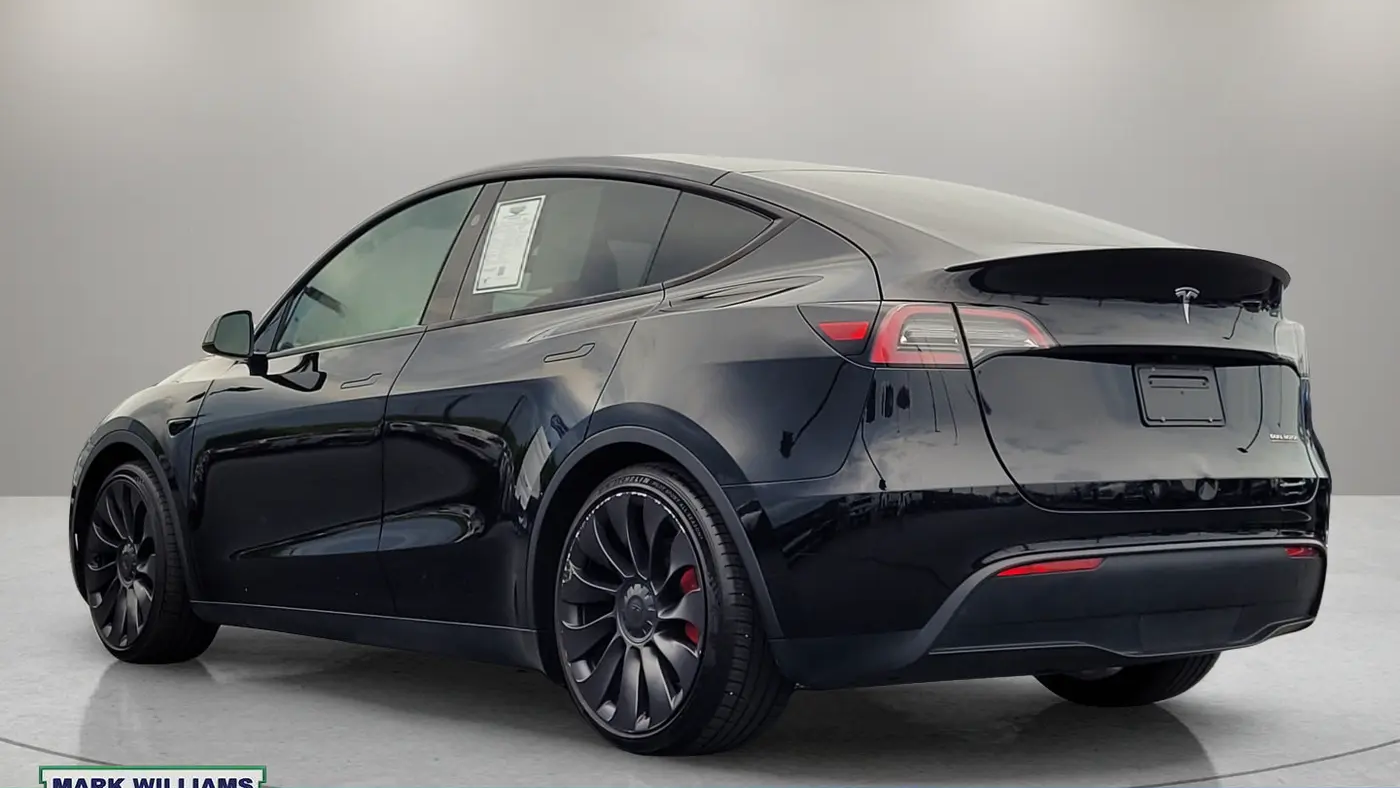 2023 Tesla Model Y Performance