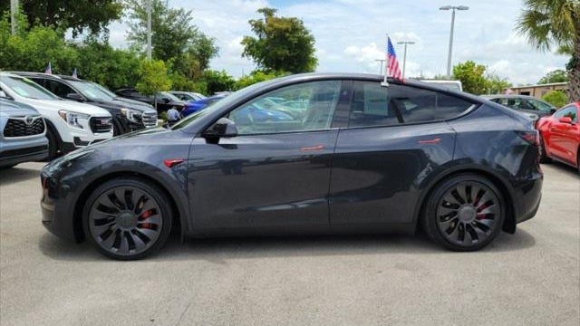 2024 Tesla Model Y Performance