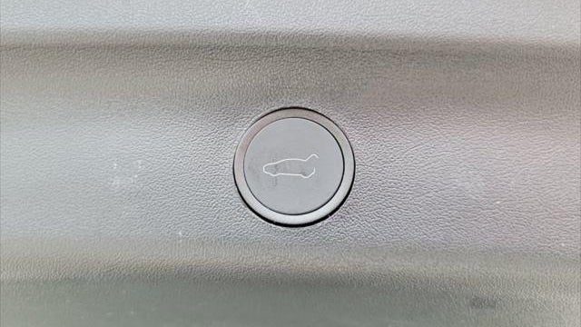 2024 Tesla Model Y Performance