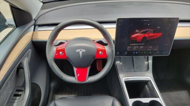 2024 Tesla Model Y Performance