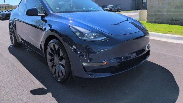 2024 Tesla Model Y Performance