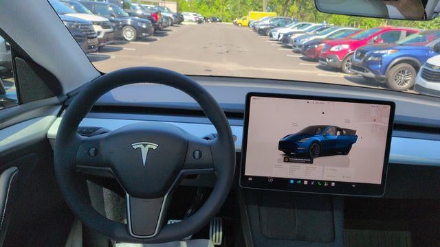 2024 Tesla Model Y Performance