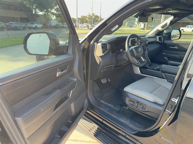 2025 Toyota Sequoia