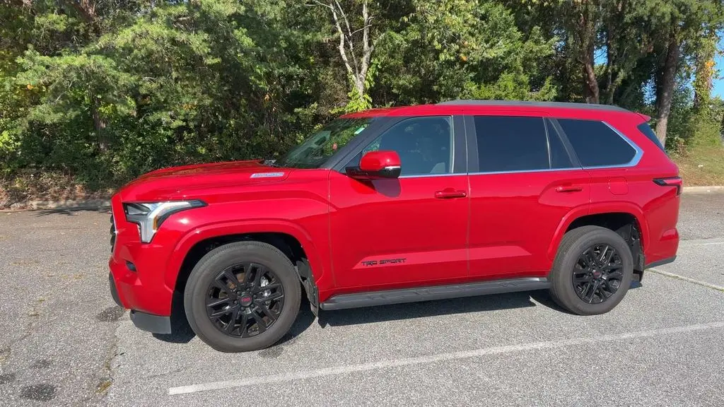 2025 Toyota Sequoia SR5