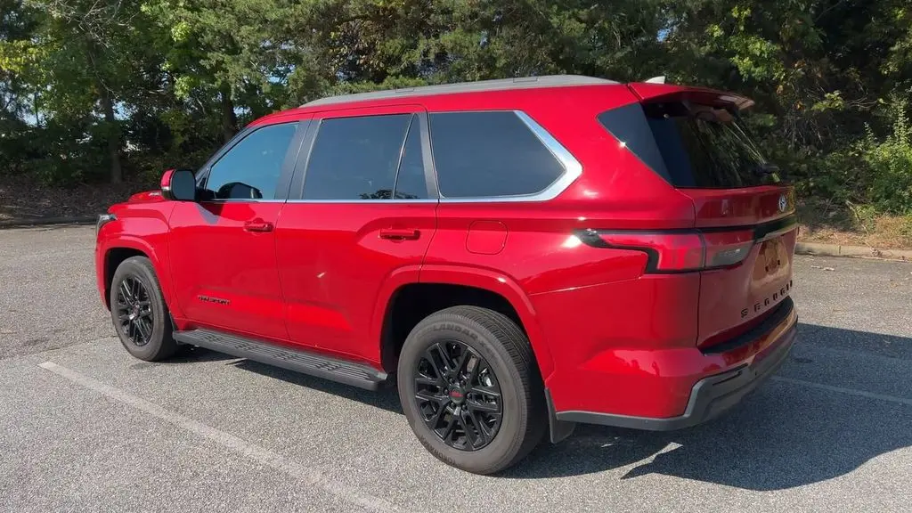 2025 Toyota Sequoia SR5