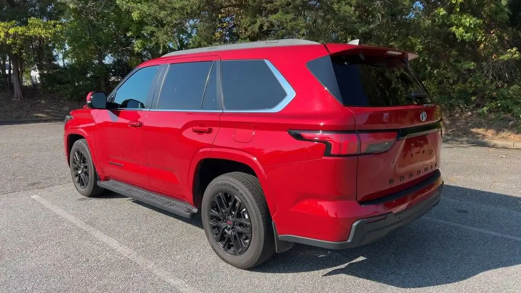 2025 Toyota Sequoia SR5