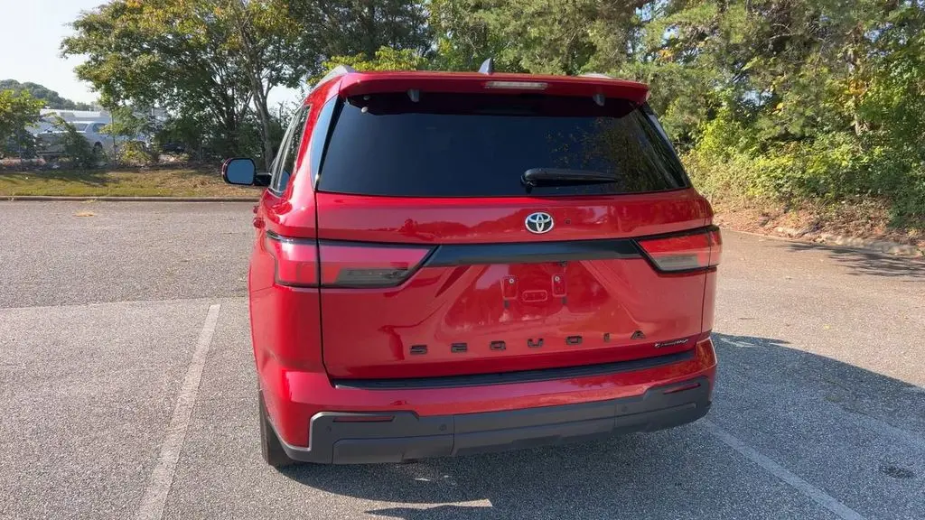 2025 Toyota Sequoia SR5