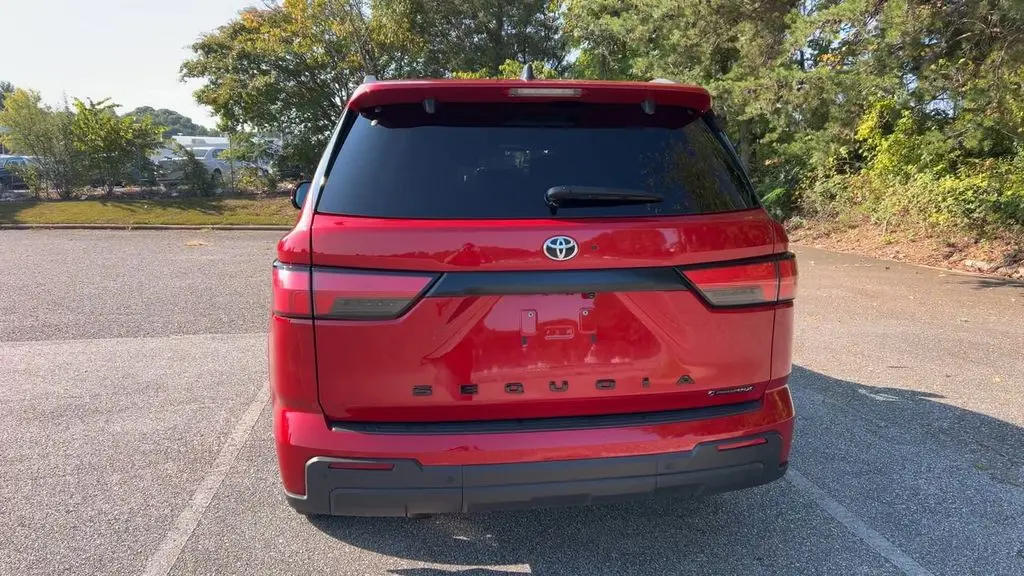 2025 Toyota Sequoia SR5