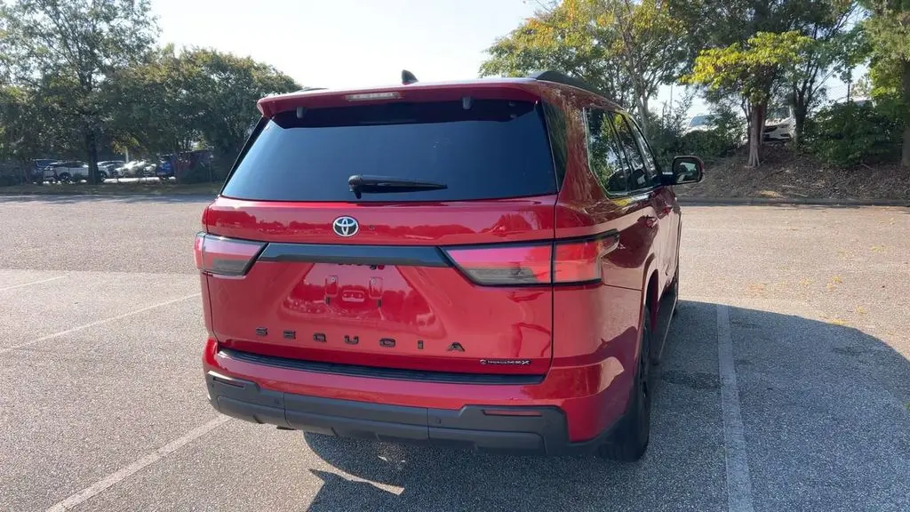 2025 Toyota Sequoia SR5