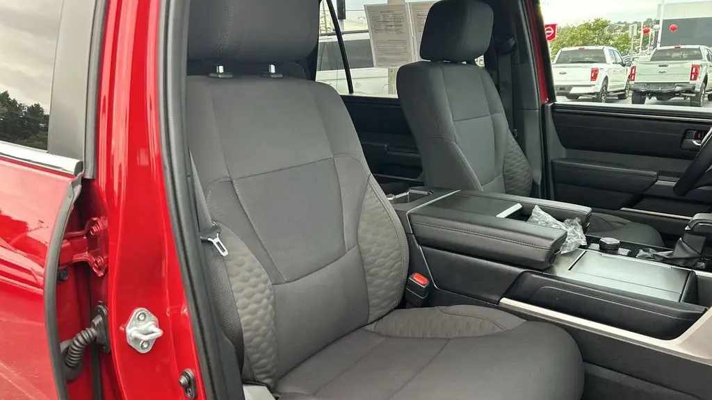 2025 Toyota Sequoia SR5