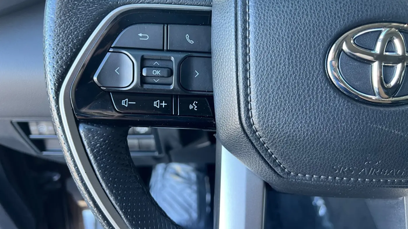 2023 Toyota Sequoia SR5