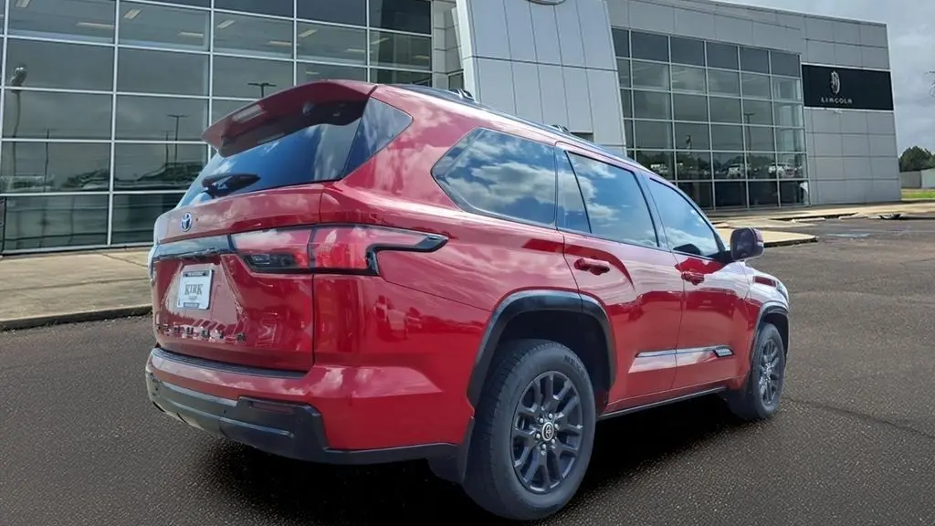 2023 Toyota Sequoia SR5