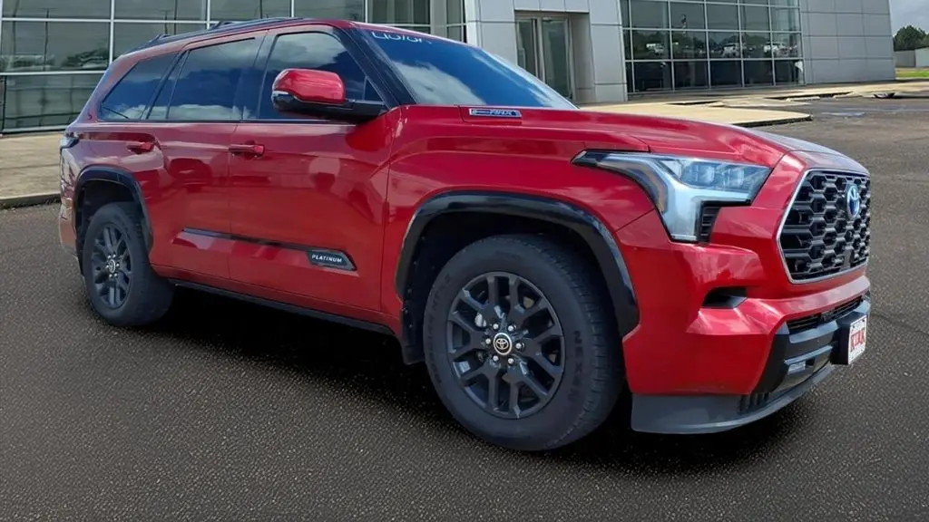 2023 Toyota Sequoia SR5