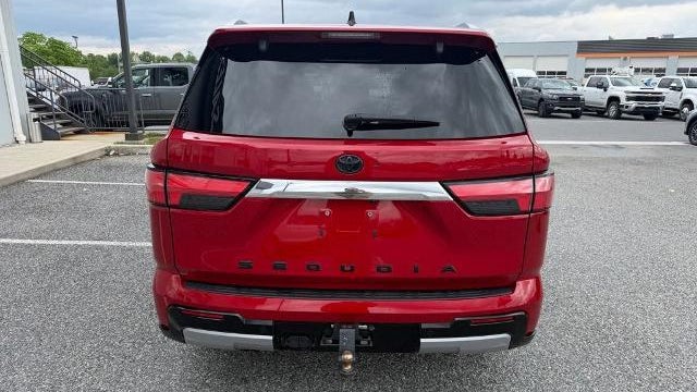 2023 Toyota Sequoia SR5