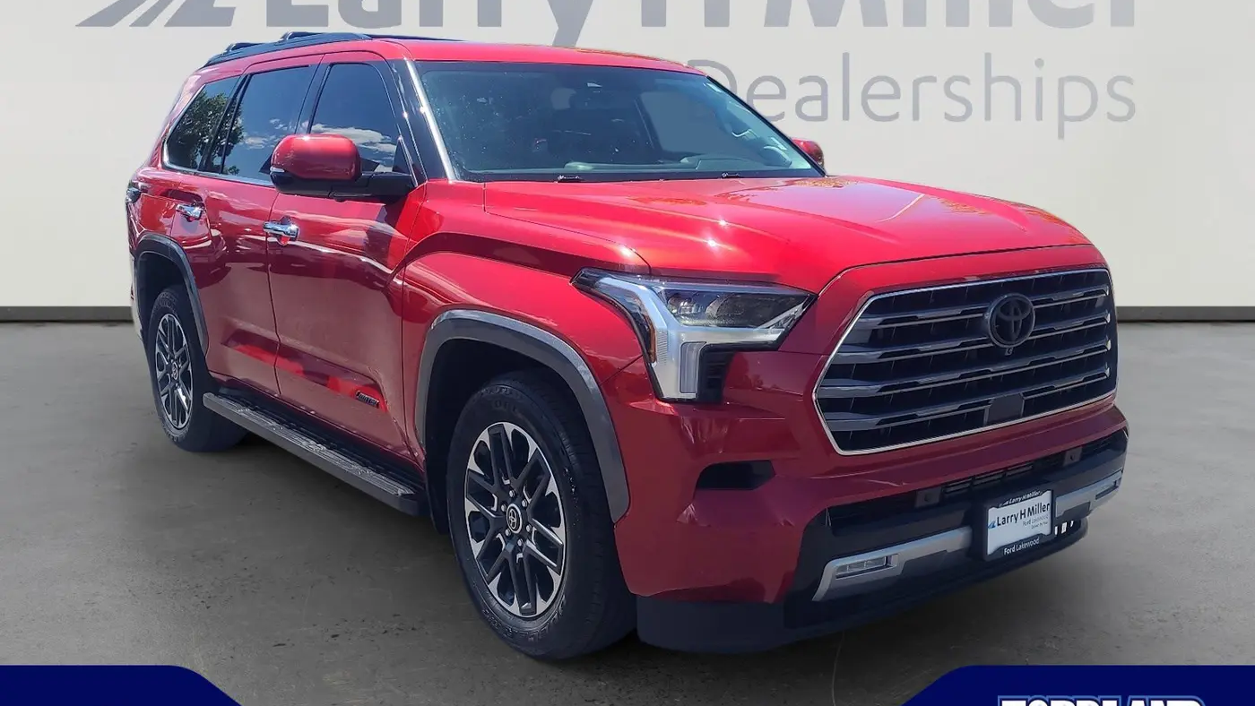 2023 Toyota Sequoia SR5