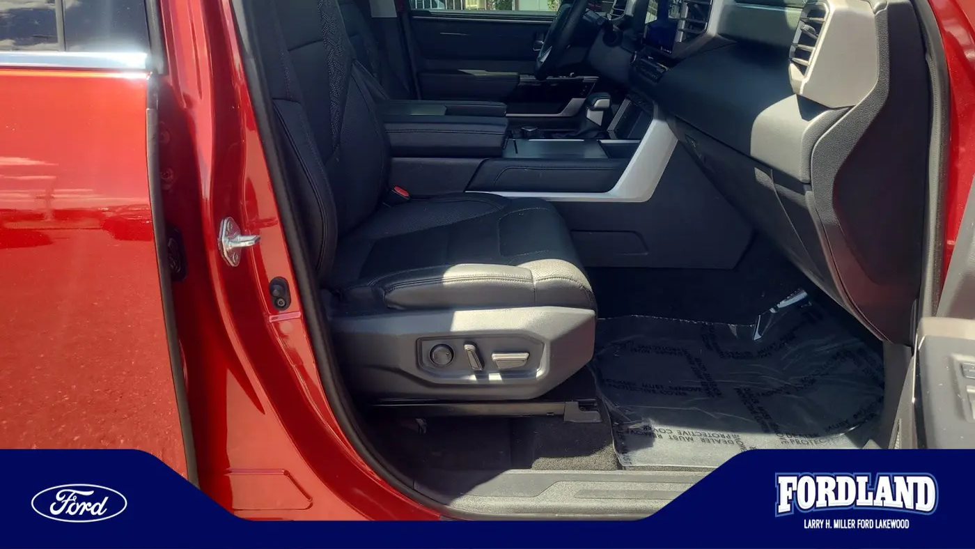 2023 Toyota Sequoia SR5