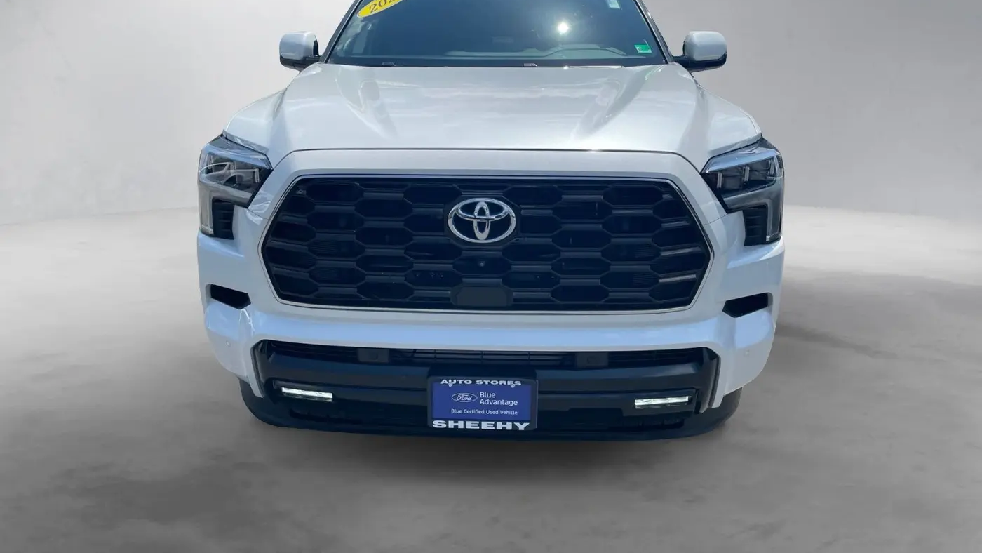 2023 Toyota Sequoia SR5