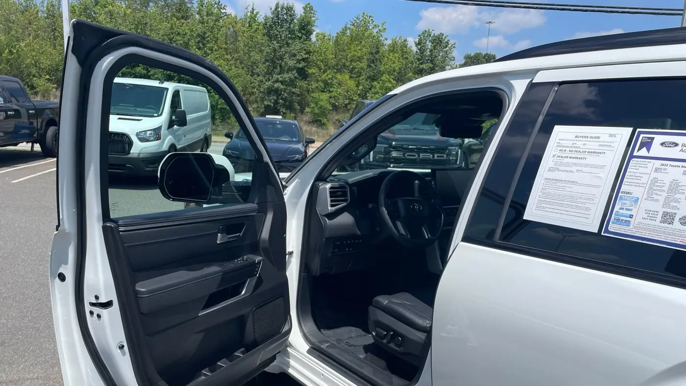 2023 Toyota Sequoia SR5