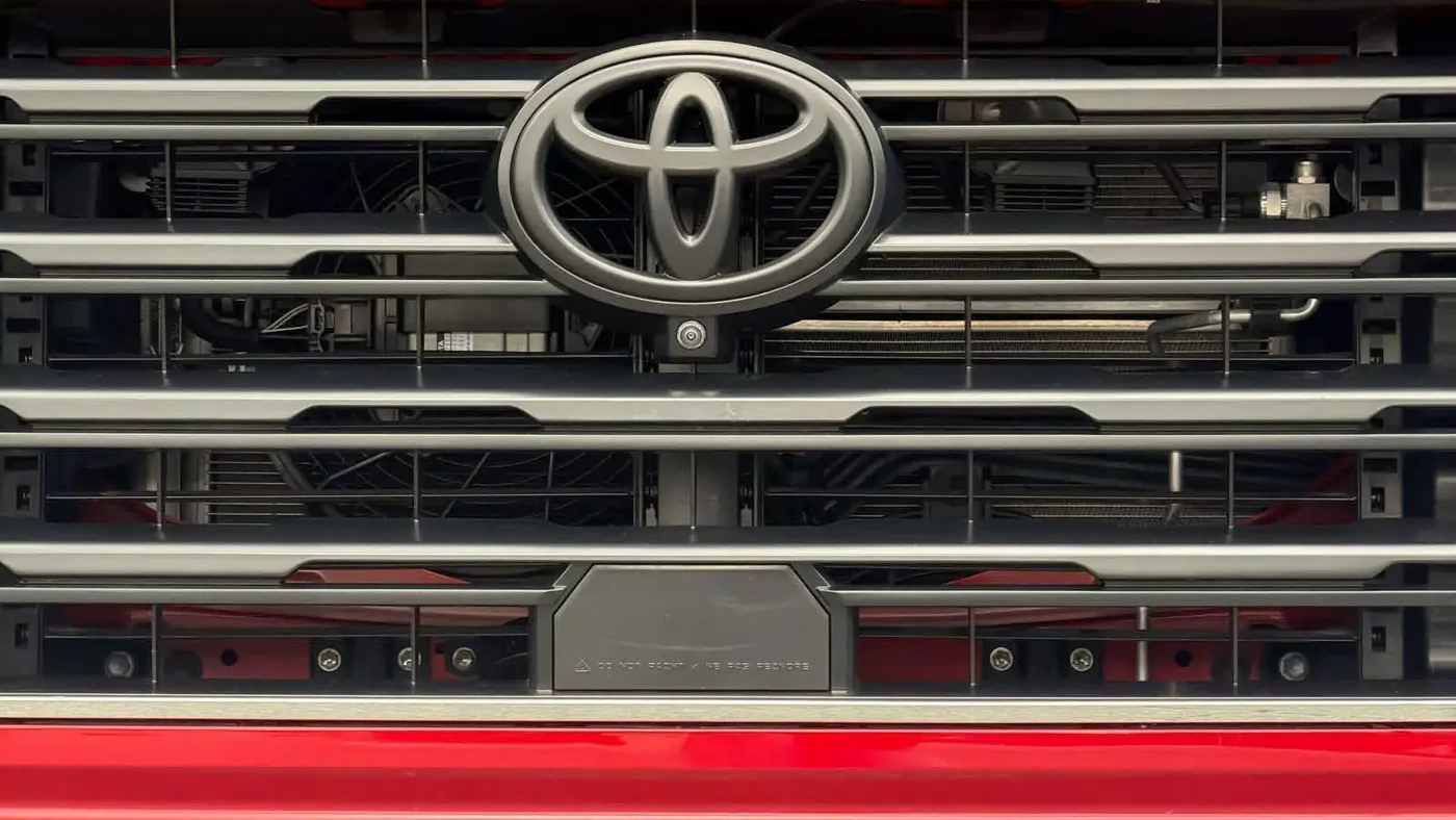 2024 Toyota Sequoia SR5