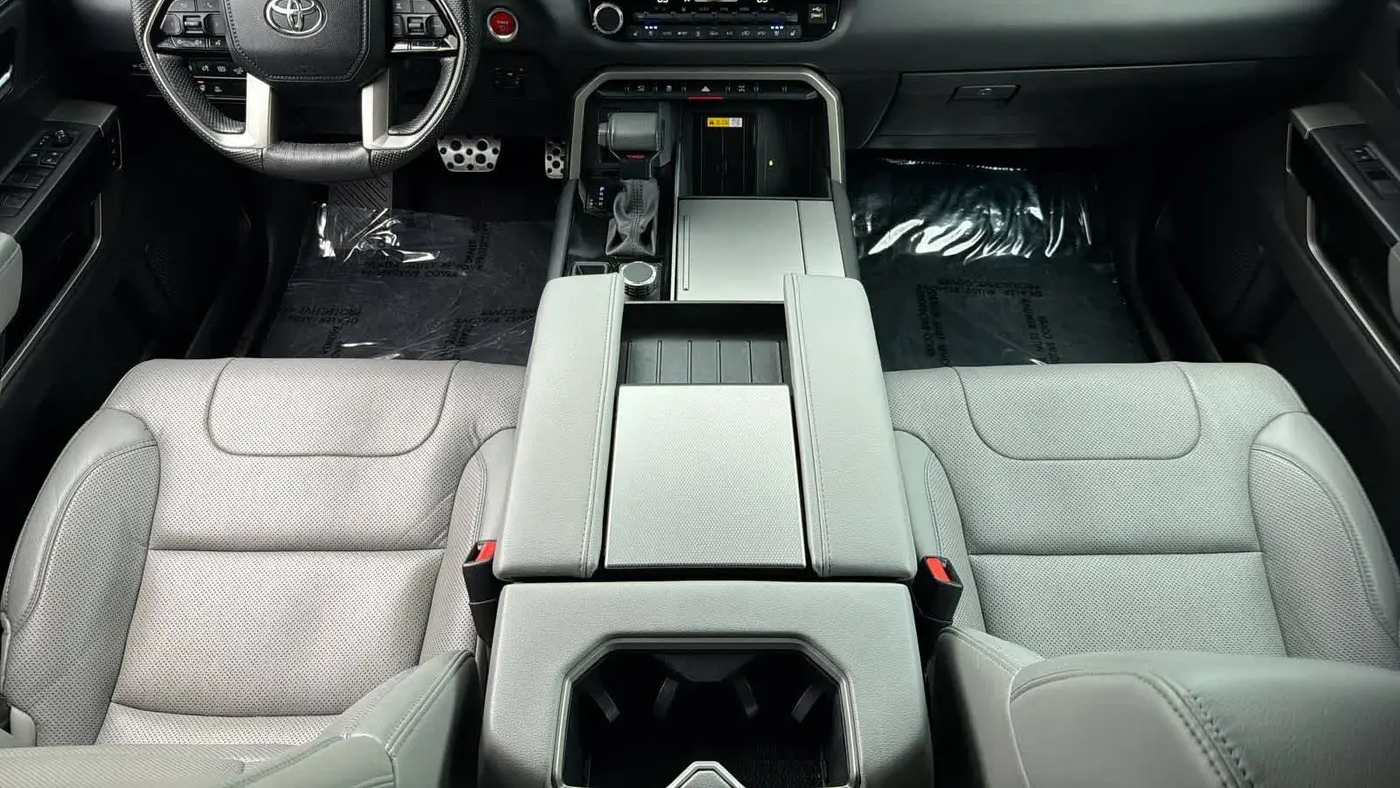 2024 Toyota Sequoia SR5