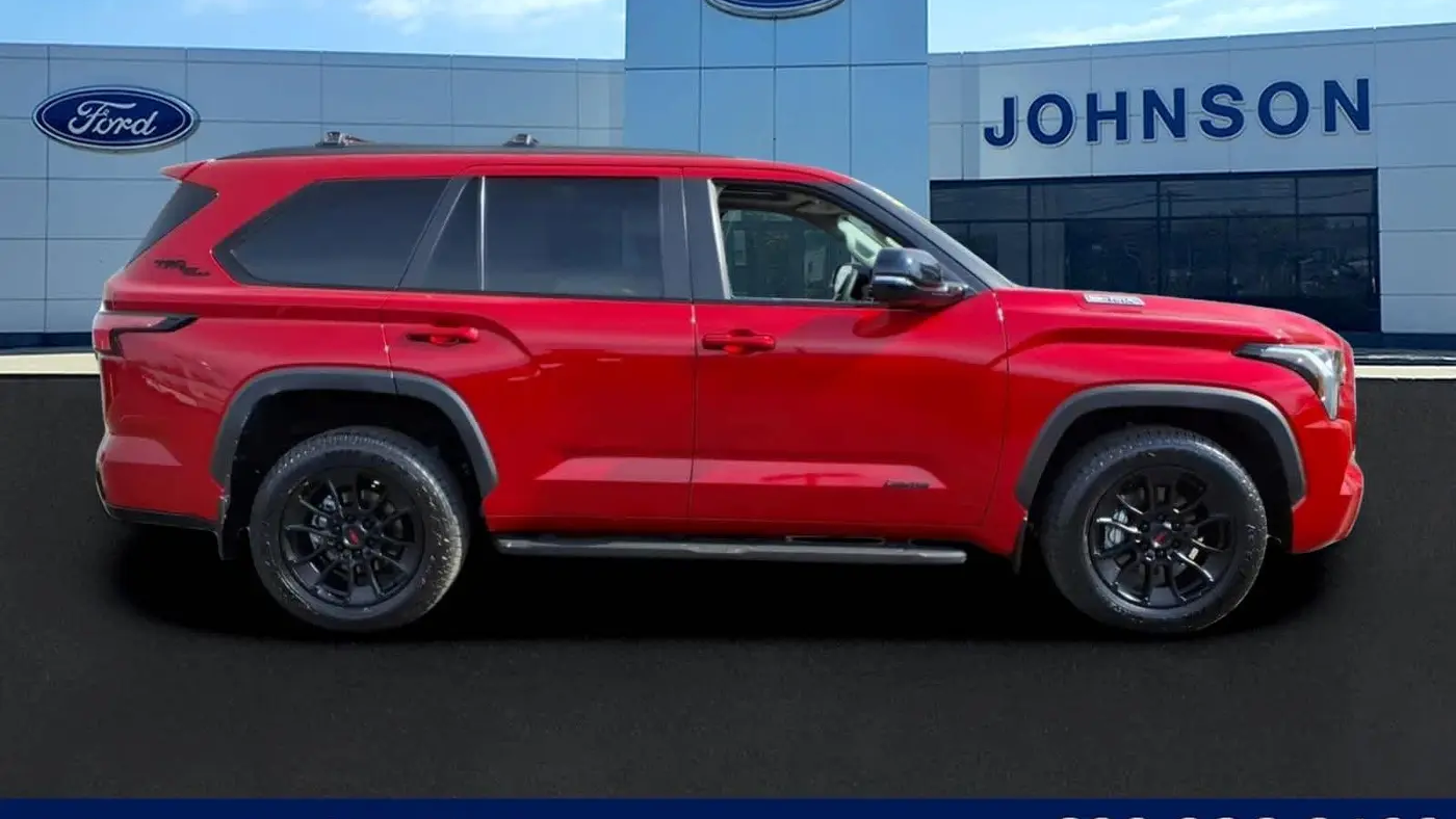 2024 Toyota Sequoia SR5
