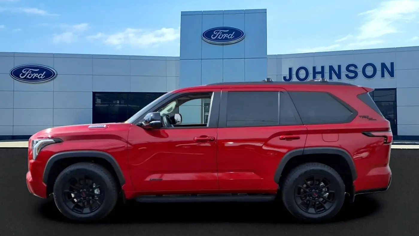 2024 Toyota Sequoia SR5