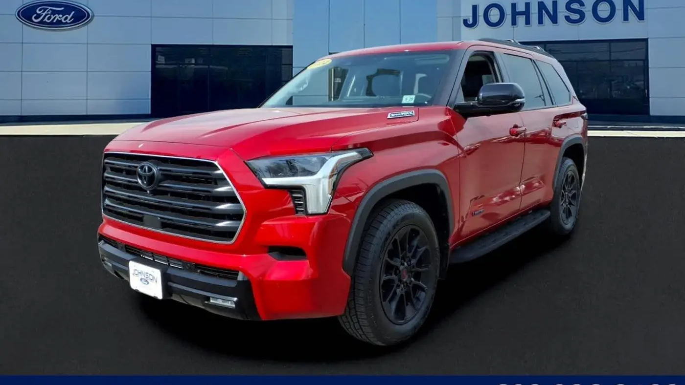 2024 Toyota Sequoia SR5