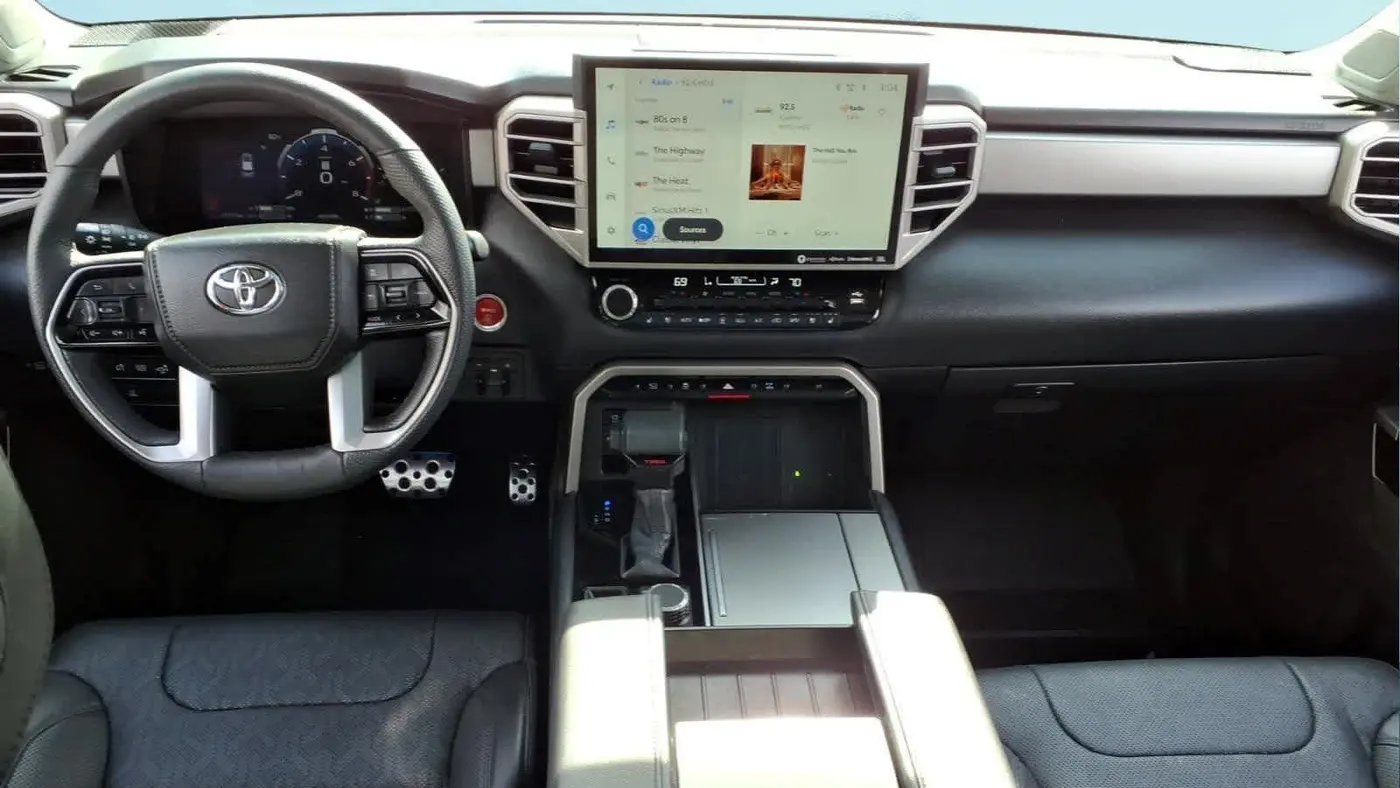 2024 Toyota Sequoia SR5