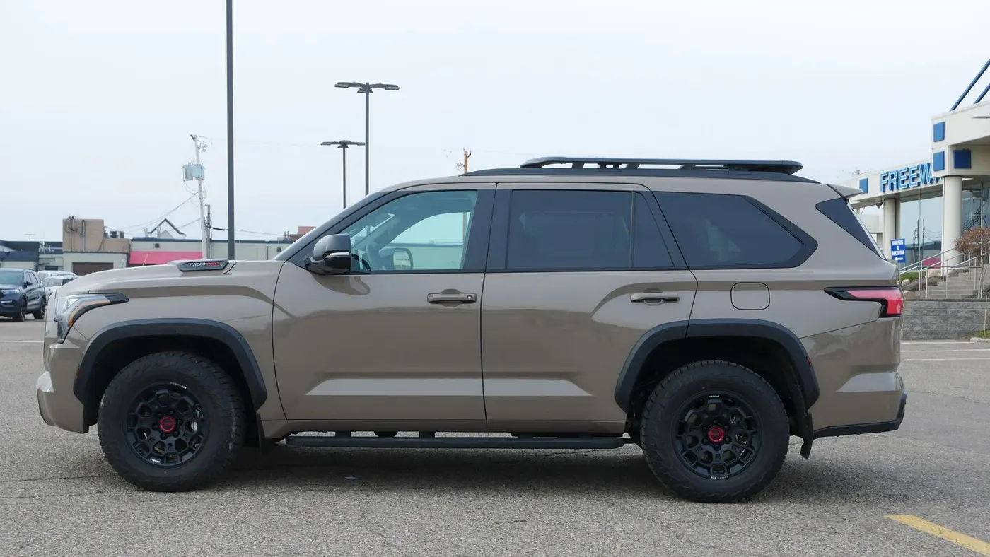 2025 Toyota Sequoia SR5