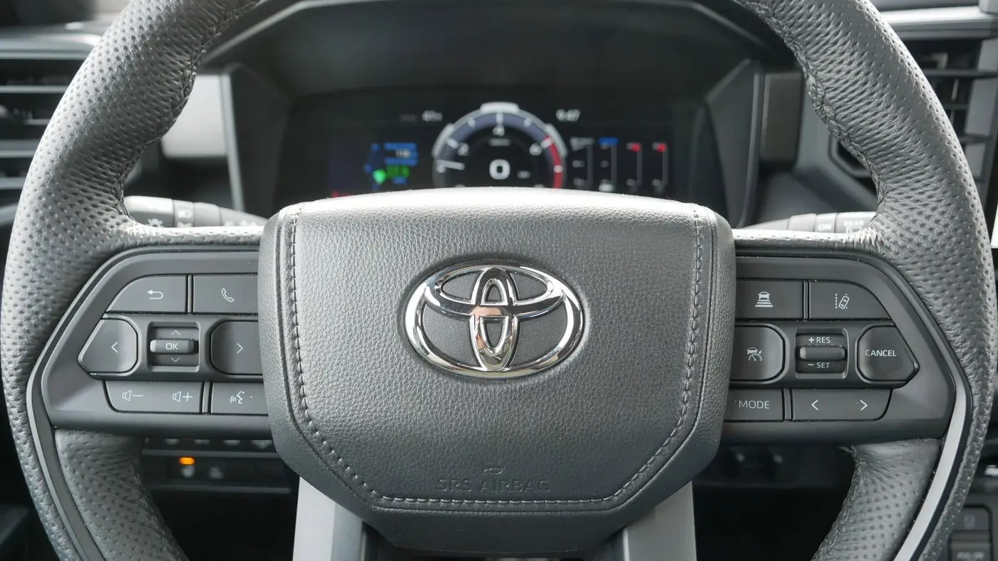 2025 Toyota Sequoia SR5