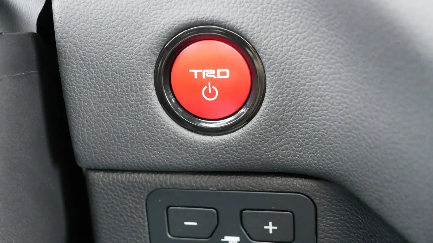 2025 Toyota Sequoia SR5