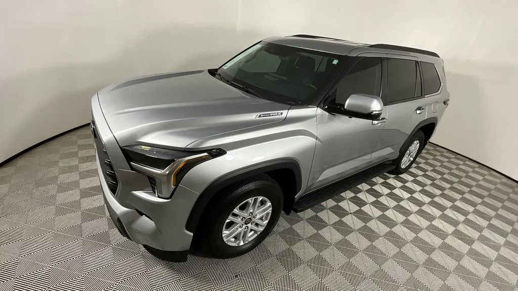 2023 Toyota Sequoia SR5